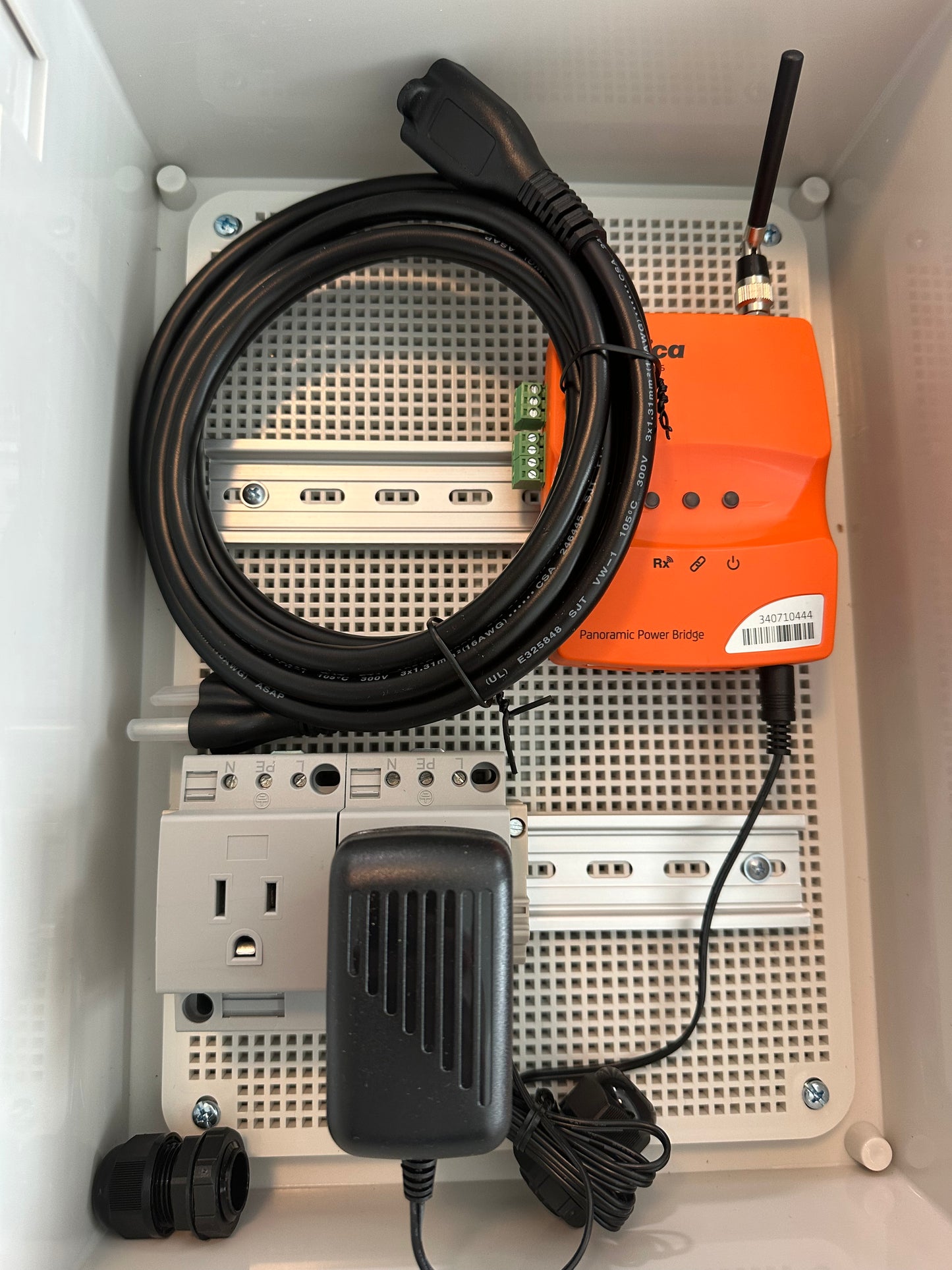 Integrated Panel - Sub-Circuit Electric Metering with Bridge and PAN-12 or PAN-14